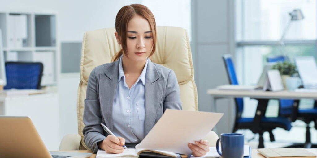 サプライチェーンマネジメント（SCM）職のキャリアプランと身につくスキル