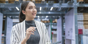 倉庫管理職のキャリアプランと身につくスキル